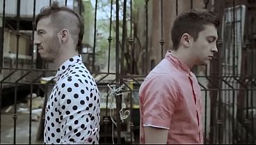 Image Twenty One Pilots - Migraine Oficial Music video