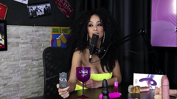 Image VEJA A ENTREVISTA SAFADA E CHEIA DE PUTARIA COM A RAINHA HOTWIFE NO PORN CAST BRAZIL - PARTE 2 (WATCH ON: SHEER/RED)