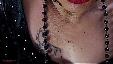 Image What's Under a 50-year-old Woman's Skirt ?